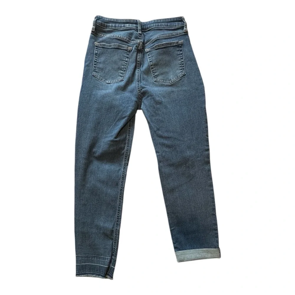 GAP | Teen Sky High Distressed Skinny Jeans in Medium Wash | Size 18 | BRAND NEW